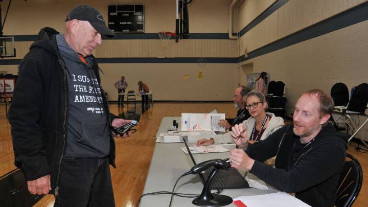 Royal Oak elects 2 incumbents, 2 newcomers; Clawson chooses new leadership