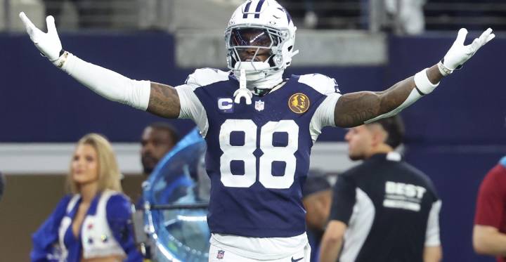 Dallas Cowboys above .500 for first time in well over a year