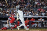 Yankees dynamic infielder wins first major offseason award of his career