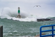 Thanksgiving storm makes switch to lake effect snow, several more inches expected