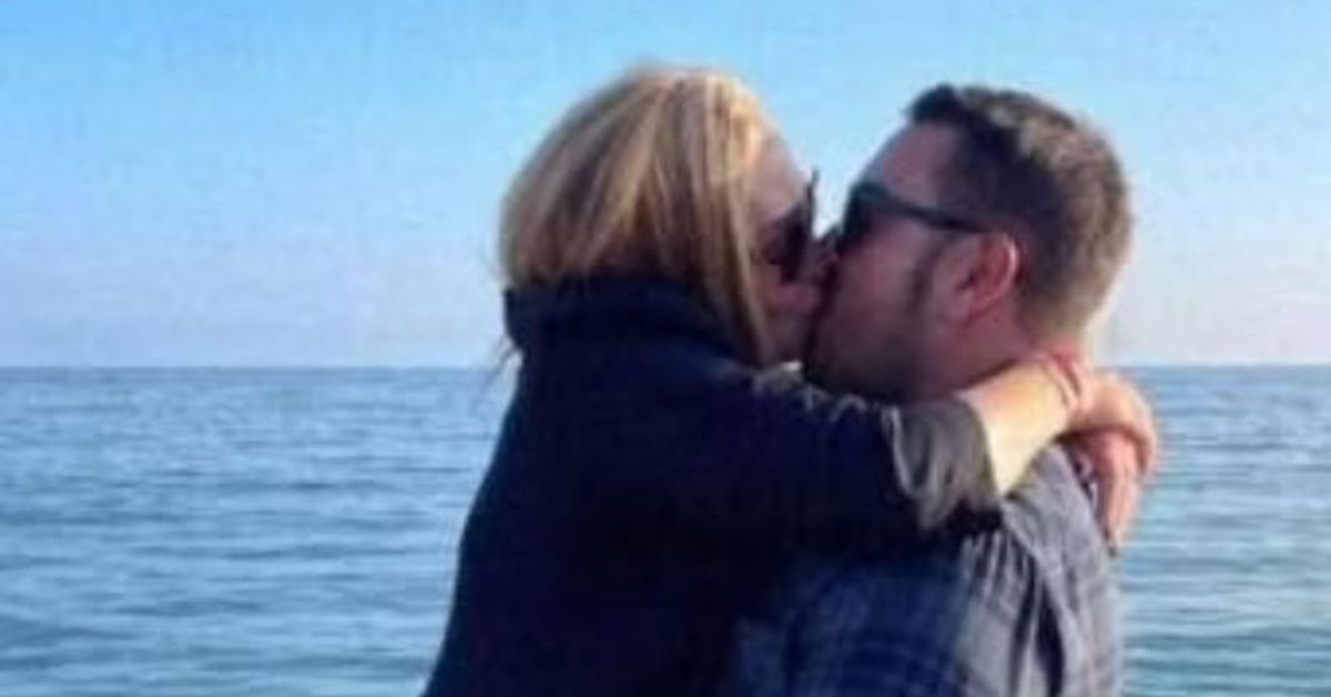 Belén Esteban ante las sospechas de divorcio, "todo va fenomenal"