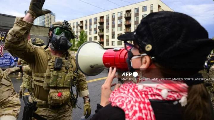 Jueza de EU extiende prohibición para desplegar Guardia Nacional en Portland