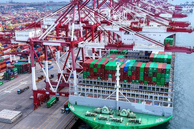 Opinion: We’ve been witnessing why the Constitution doesn’t entrust tariff power to a single person