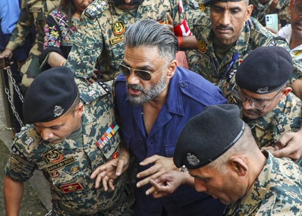 Bollywood set to return to Kashmir for film shoots: Suniel Shetty