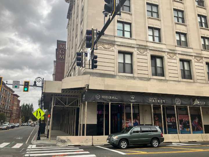 ‘I want that scaffolding down;’ Springfield mayor calls out MGM for lack of action at State & Main