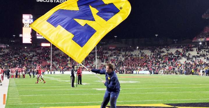 Michigan Football moves up in final AP Poll before Ohio State showdown