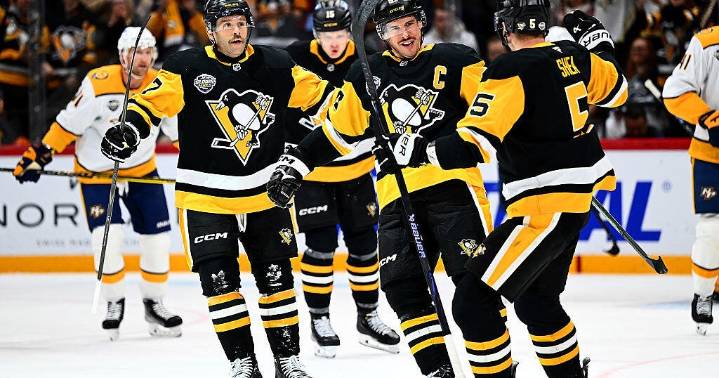 Crosby and Malkin score as the Penguins shut out the Predators 4