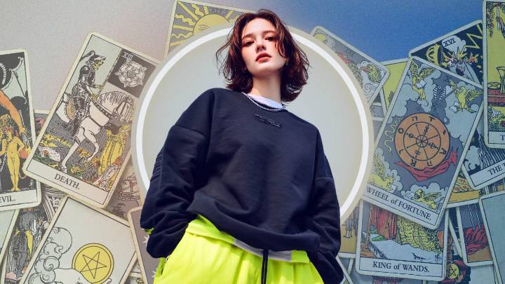 Each Zodiac Sign's Tarot Horoscope Is Here For November 22, 2025