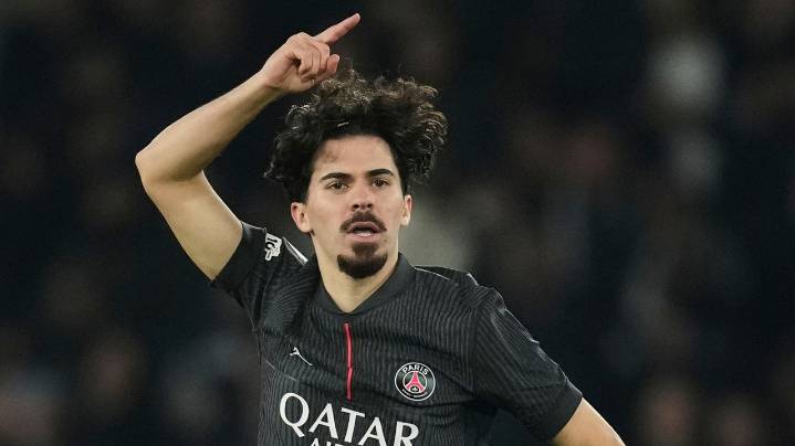 Vitinha's hat trick helps PSG rally twice to beat Tottenham 5