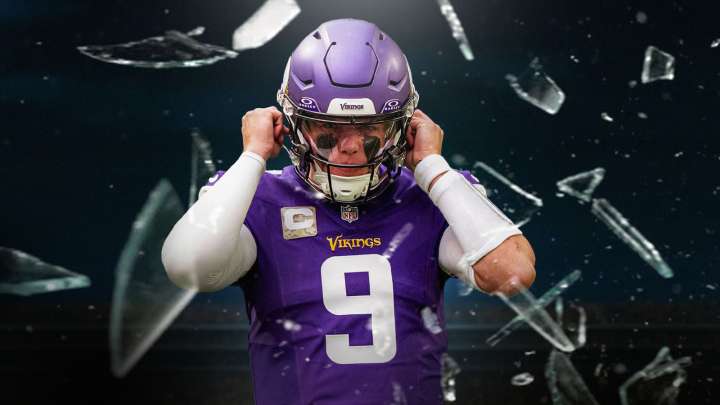 JJ McCarthy looks like one of the worst QBs in the NFL. Is it too early to give up on him?