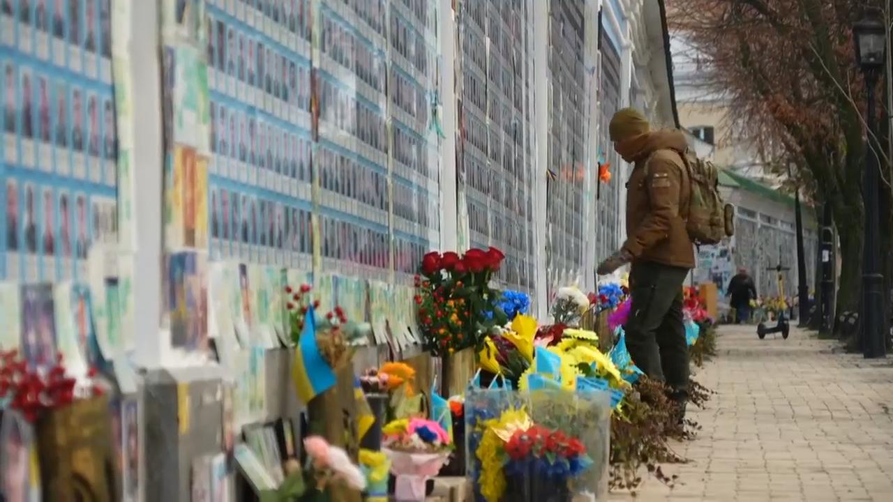 Strong reactions from Kyiv as Ukraine peace plan darkens the mood across in war