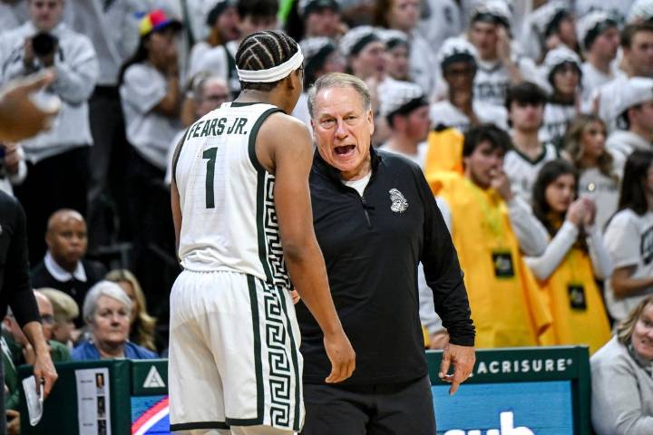 Deadspin | No. 17 Michigan State wants improvement from 3-point-range vs. San Jose State