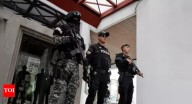 Ecuador prison clash: Violence over transfer to 'maximum