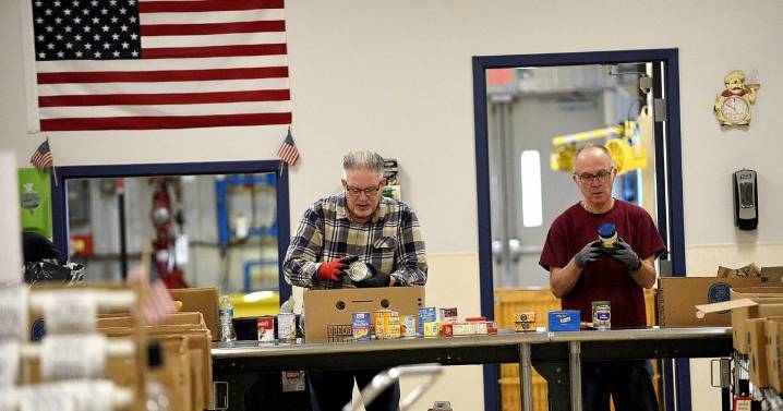 Mobile pantries for SNAP recipients to open this Wed.