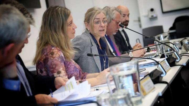 El Gobierno mejora la subida salarial de los funcionarios: ofrece ahora un alza del 11%