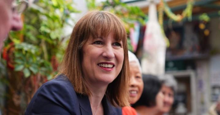 Six million drivers face £250 bill under new VED+ pay