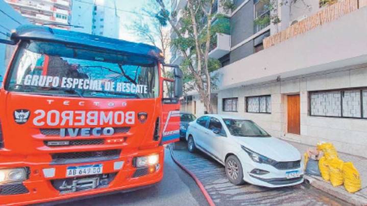 Se incendió un hotel en Caballito: un muerto y cinco heridos