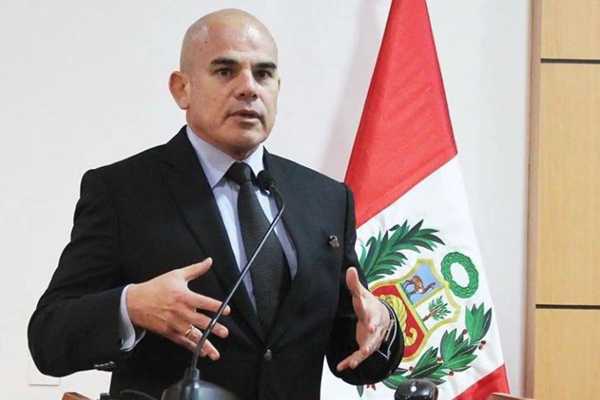 JEFE DEL GABINETE: GOBIERNO CONTEMPLA DECLARAR EN EMERGENCIA EL INPE