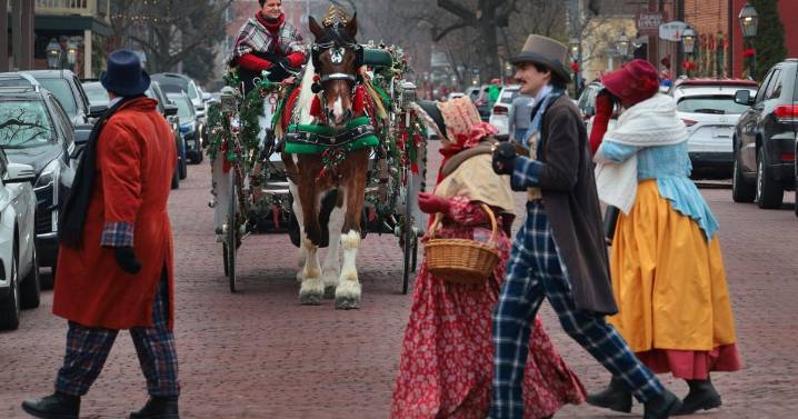 Top 10 things to do this week: Christmas lights, 'Emma' and a Santa parade