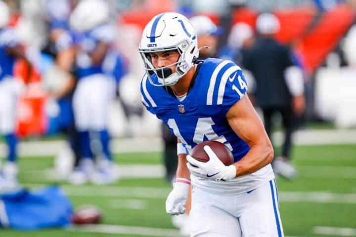 Who Should I Pickup for Fantasy Football Week 14? Adonai Mitchell, Kyle Monangai, Bam Knight, Christian Watson, Blake Corum, Chuba Hubbard, Chris Rodriguez Jr., Alec Pierce, Mike Evans