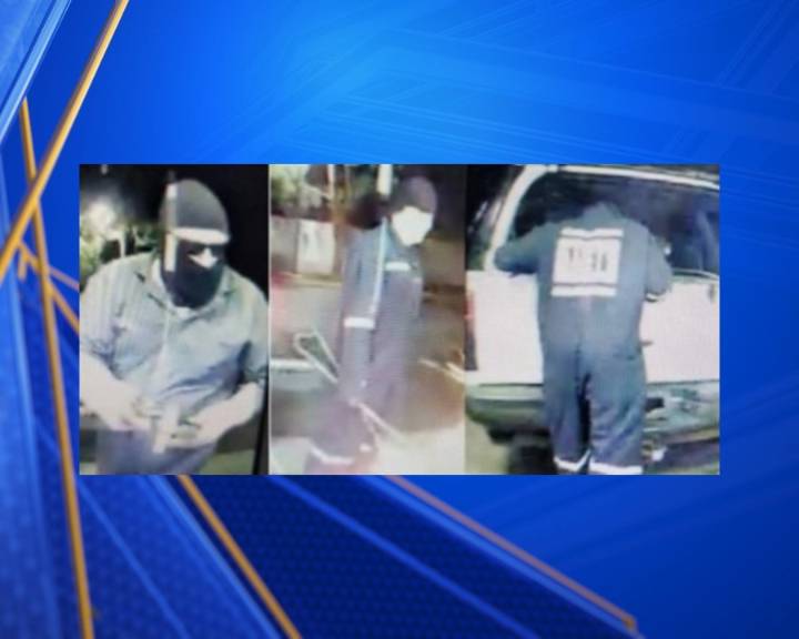 Bakersfield PD searches for 2 men who attempted to break into ATM machine