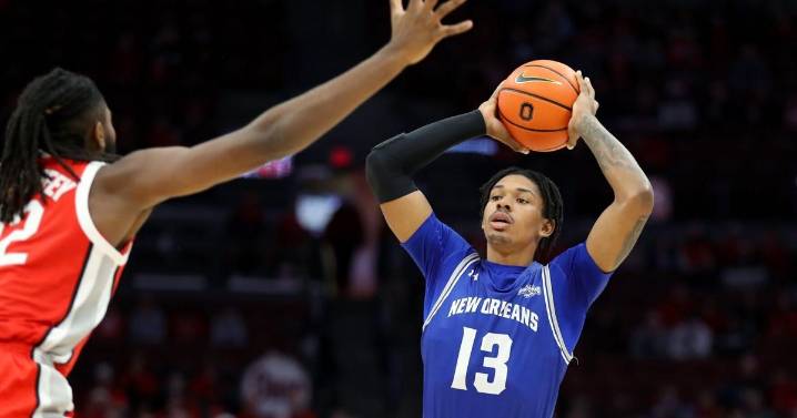 NCAA rules on eligibility of six college players for throwing games