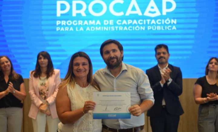 Entregaron reconocimientos a agentes públicos que fueron capacitados este año