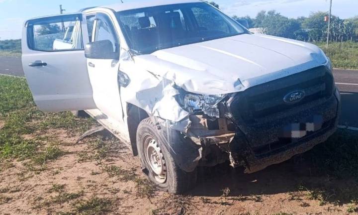 Un motociclista de 51 años murió tras un choque con una camioneta