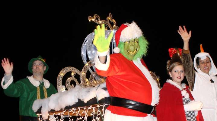 Holiday, Christmas parade list for Tri-Cities, includes three on water