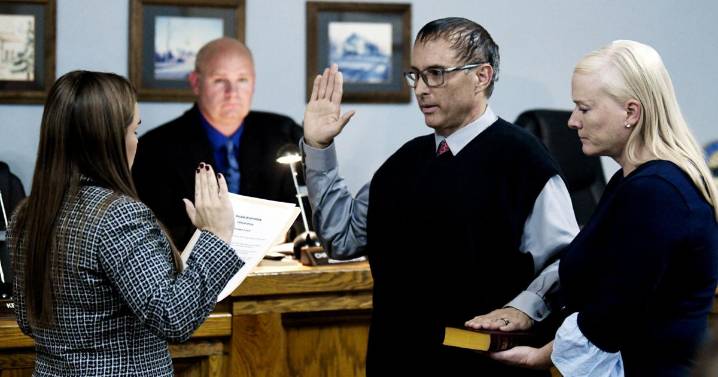 Jefferson a busy place on Monday evening