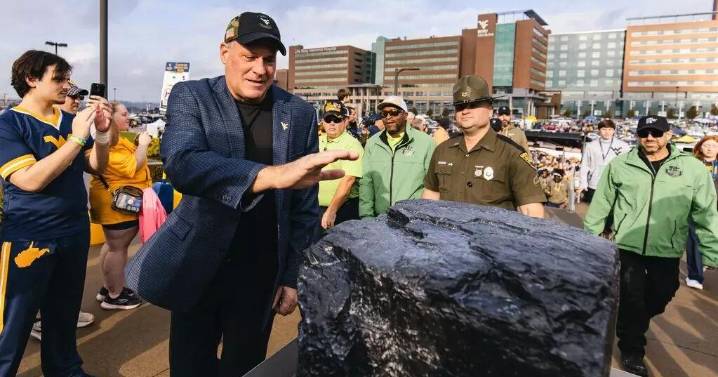 COLUMN: How WVU Senior Day looks in new era of 'pay