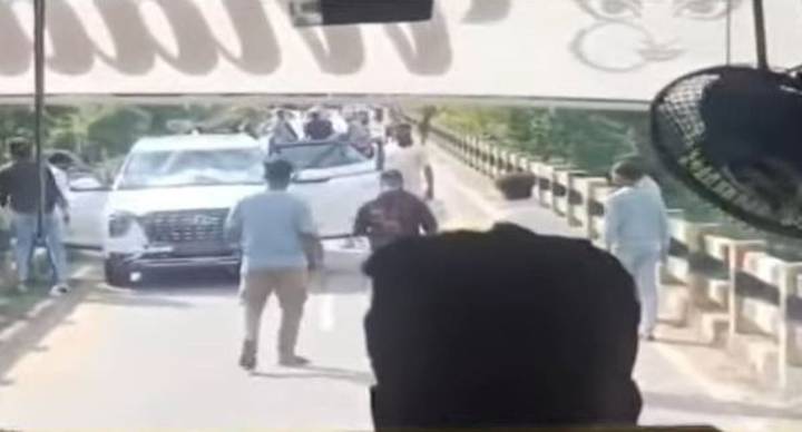 Odisha: Sword-wielding robbers loot Koraput businessman in broad daylight, video viral