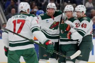 Wild beat Islanders in Zuccarello's return