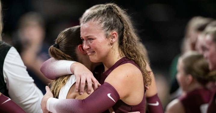 State volleyball tournament 2025: Tuesday’s live updates