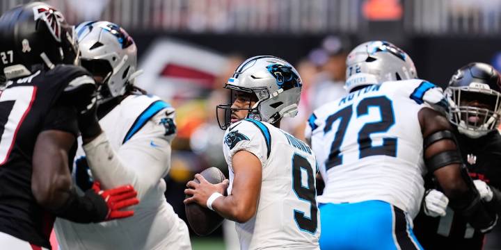 Bryce Young passes for franchise-record 448 yards to lift Panthers to 30