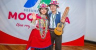Pareja moqueguana representará al Perú en la India con el tradicional Sarawja