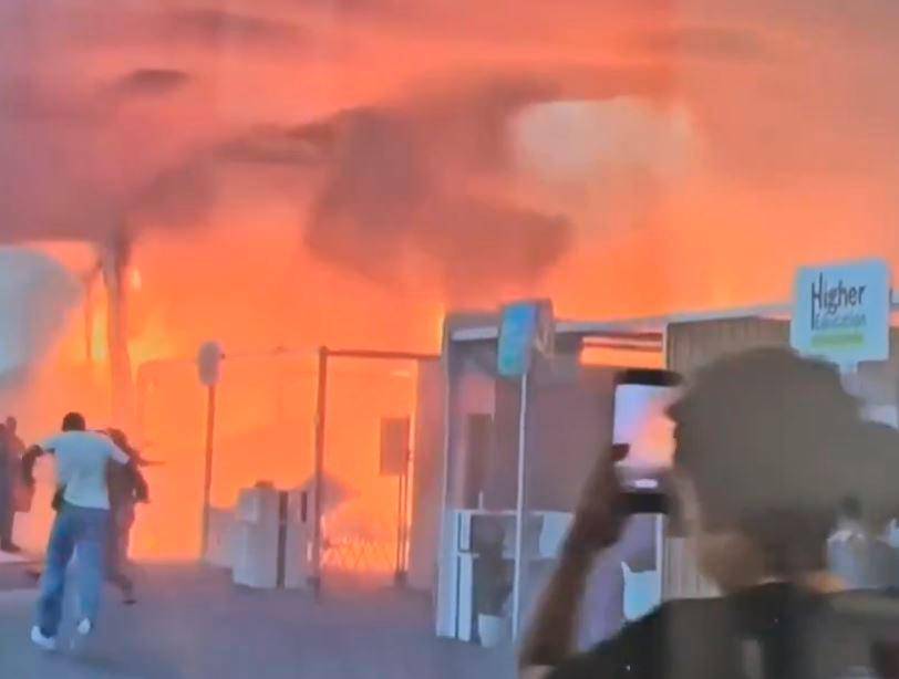 (Videos) Evacúan la COP30 en Belém, Brasil, por monumental incendio en el Pabellón de los Países