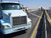 Campesinos y transportistas se reúnen con Segob tras bloqueos; acusan infiltrados en negociación