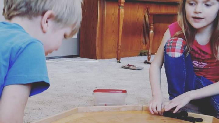 Mennonite Homeschoolers Add Crokinole to their Core Curriculum