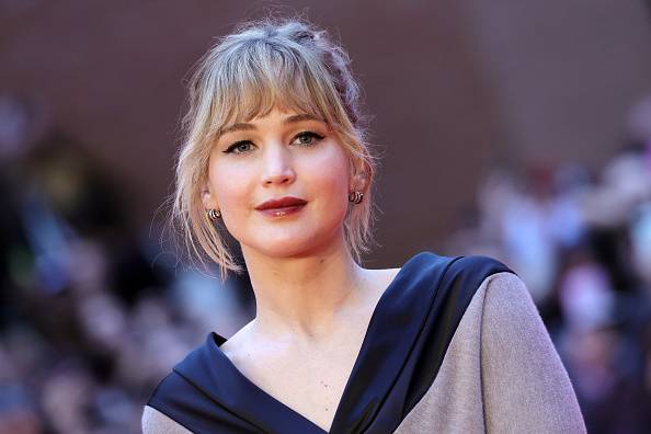 Jennifer Lawrence Defends the Aggressive Style of Director David O. Russell. Sort Of