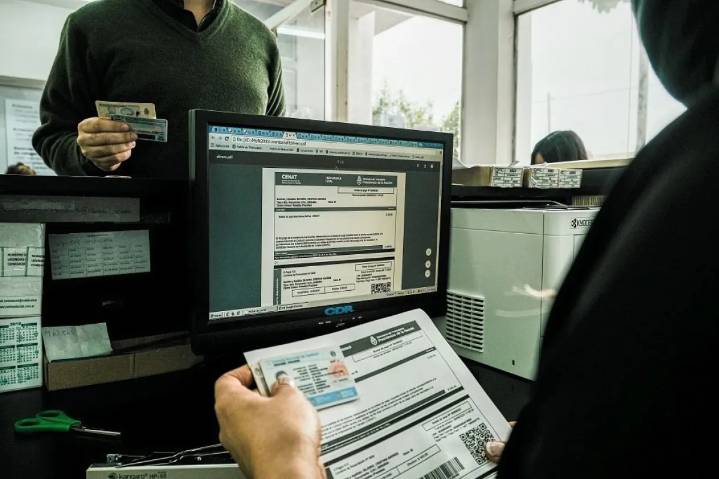 Se normaliza la emisión de licencias de conducir en Posadas: vuelven a entregar los plásticos