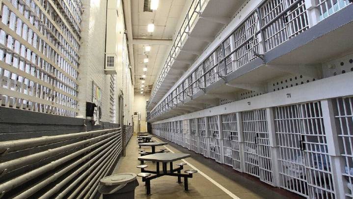 Brown University studies how to prevent suicides after people leave prison