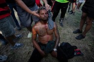 Hinchas y policía chocan en aeropuerto de Río durante salida de Flamengo a final de Libertadores