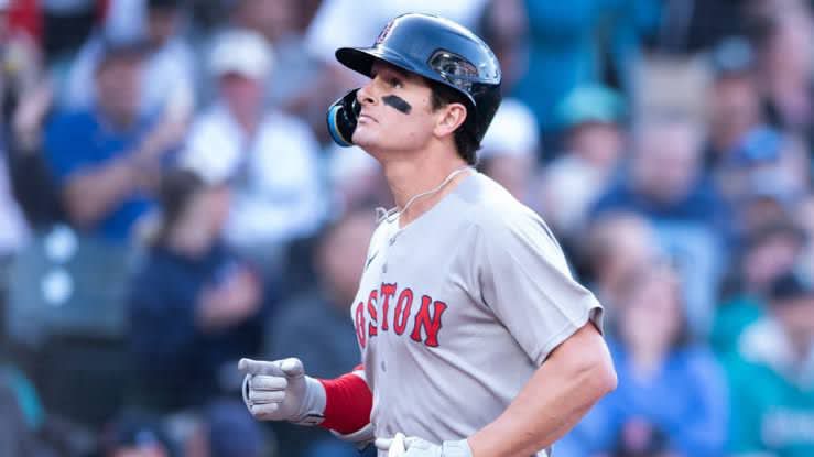 Drake Maye Faces Bitter Snub as Roman Anthony Gains Major Boost Amid Red Sox’s Alex Bregman Dilemma