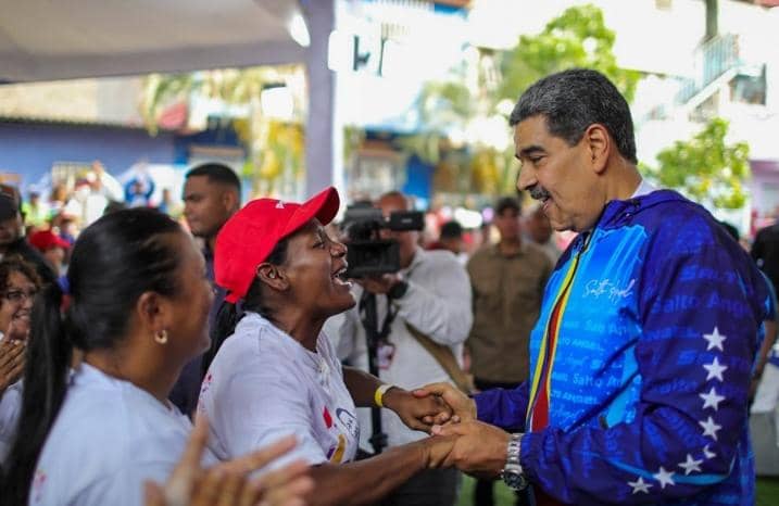 Presidente Nicolás Maduro: «La verdadera democracia se vive en Venezuela»