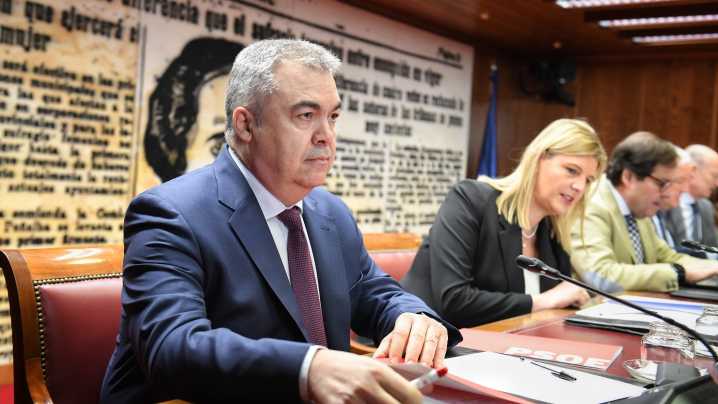 O xuíz cita como testemuñas a Santos Cerdán e Antonio Hernando no caso de Leire Díez