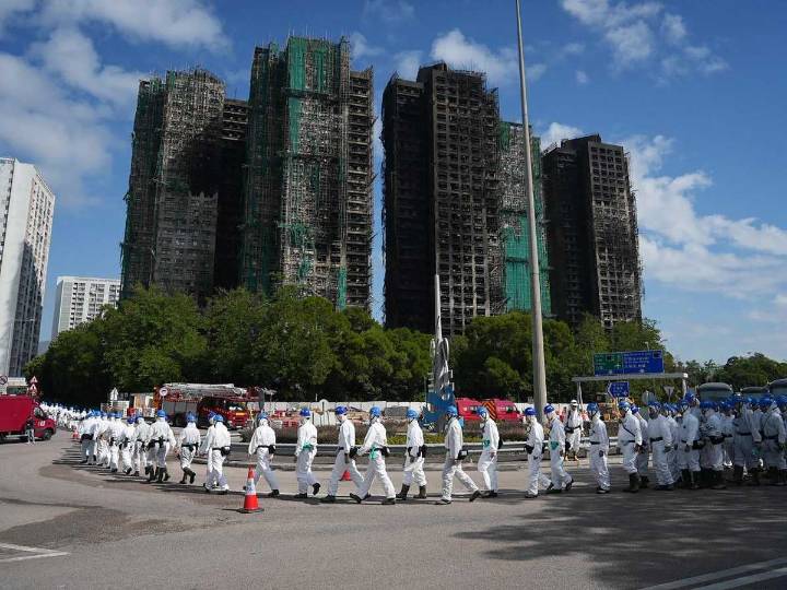 Hong Kong inicia tres días de duelo tras incendio que dejó al menos 128 muertos