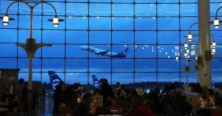 BP finds leak in major Pacific Northwest pipeline, resumes delivering fuel to Seattle