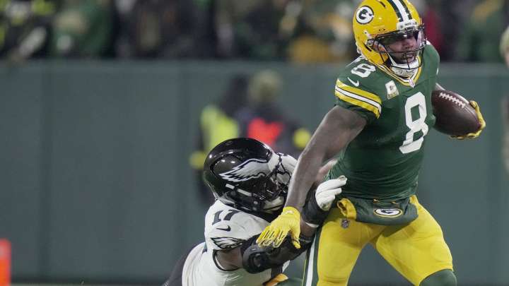 Packers’ Josh Jacobs gets big practice update amid knee injury