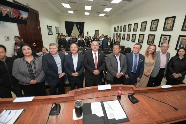 Presenta la UACH y la Arizona State University curso de alta calidad en inglés especializado para la industria de semiconductores